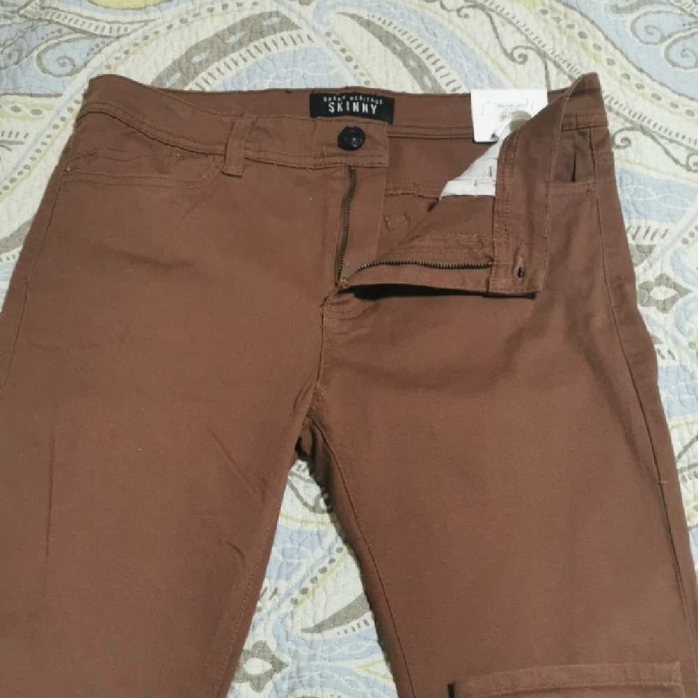 *3 for *$40 item Urban Heritage Chocolate Skinny Jeans